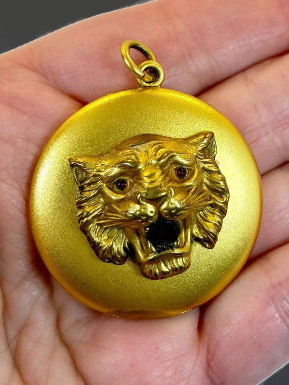 Antique Lion Locket: Garnets, Gold Filled,  GF, 1890-1910
